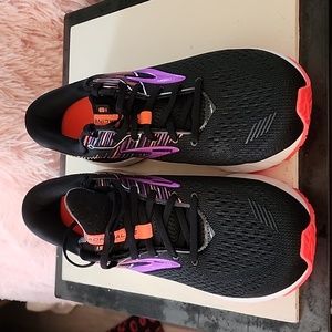 Womans Brooks Adrenaline GTS 19 Athletic Shoes